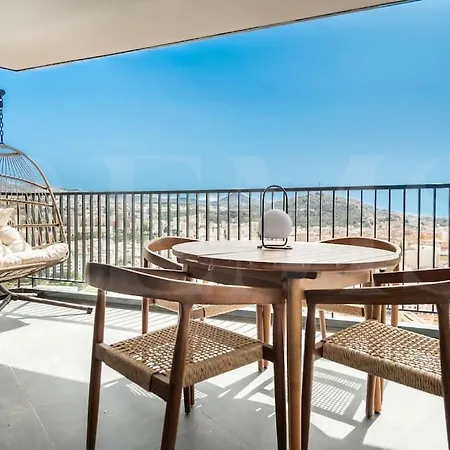Unique Views From The 21st Floor & Terrace By Rems Apartment